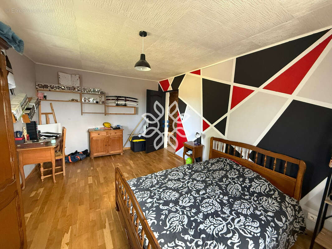 Maison 161 M2  à Chassignolles - photo 8