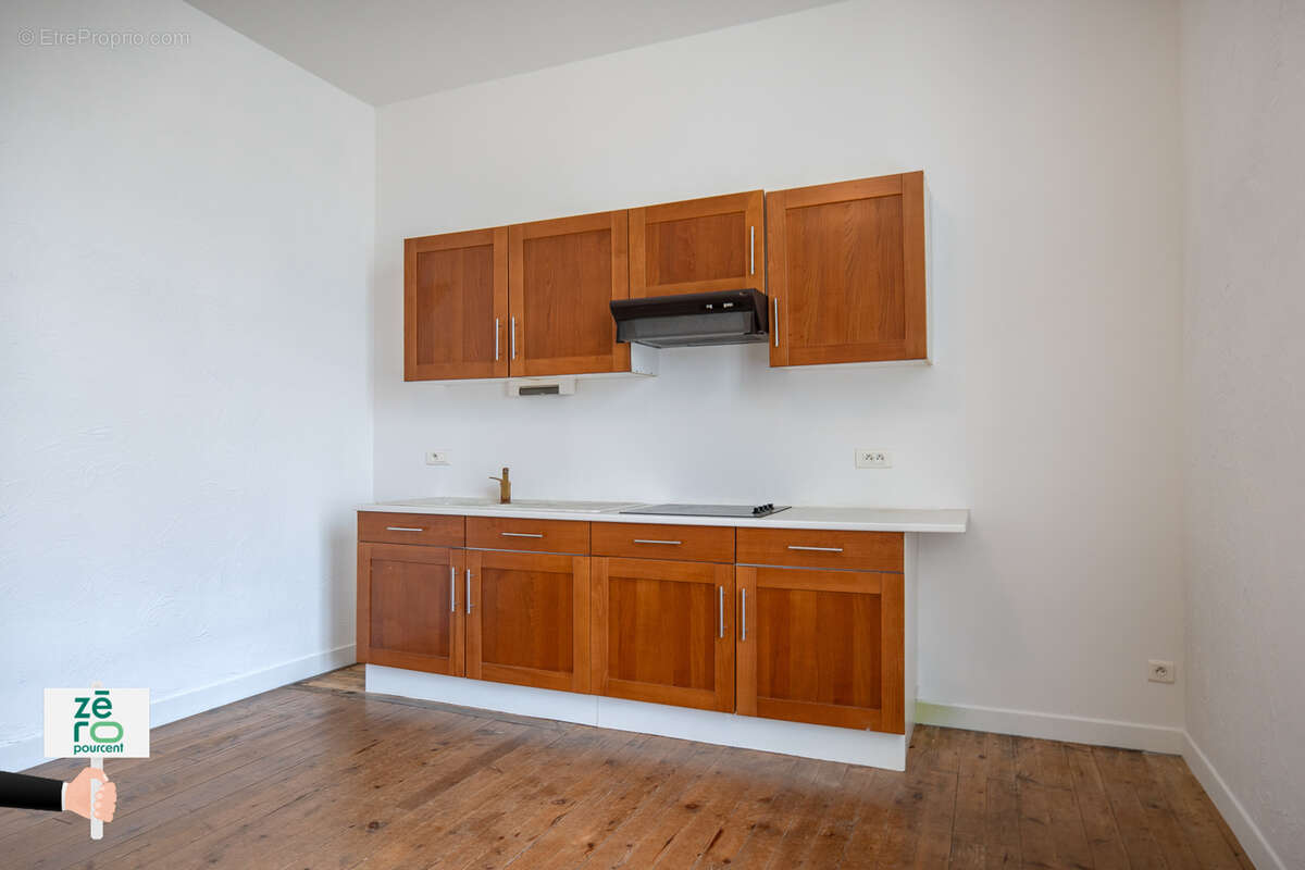 Maison à CHAMPAGNE-LES-MARAIS