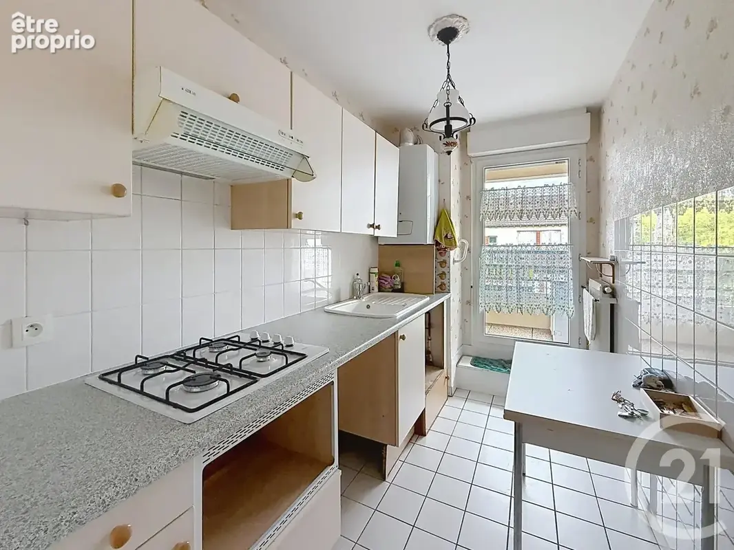 Appartement 3 pièces 88 m² à vendre à Chartres (28000) - photo 3