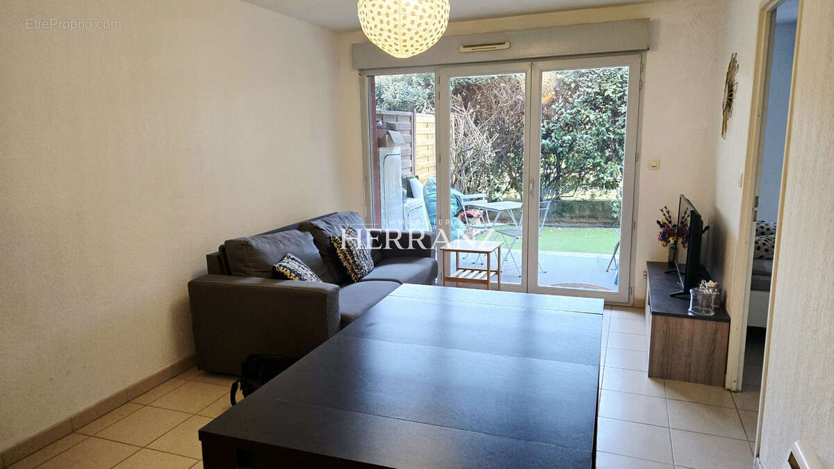 Appartement à GENISSAC
