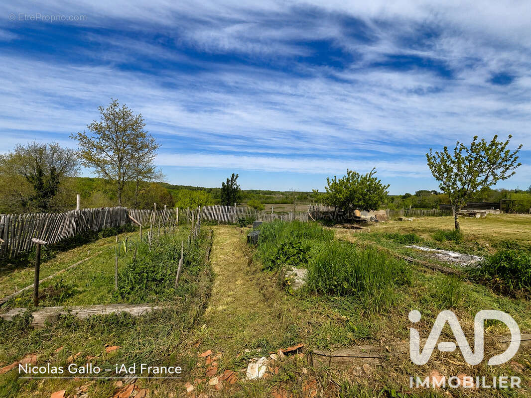 Maison 115 m² à Targon  - photo 2