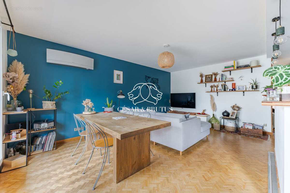 Appartement à LYON-8E