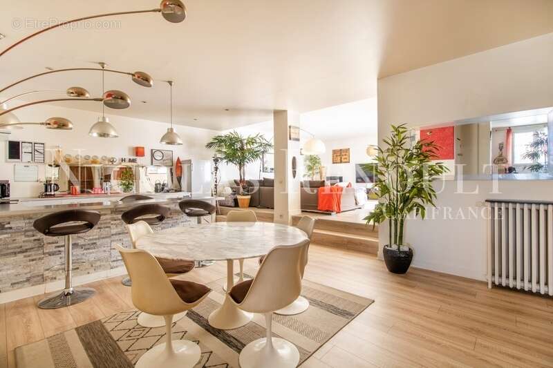 Loft spacieux, proche du centre-ville - photo 2