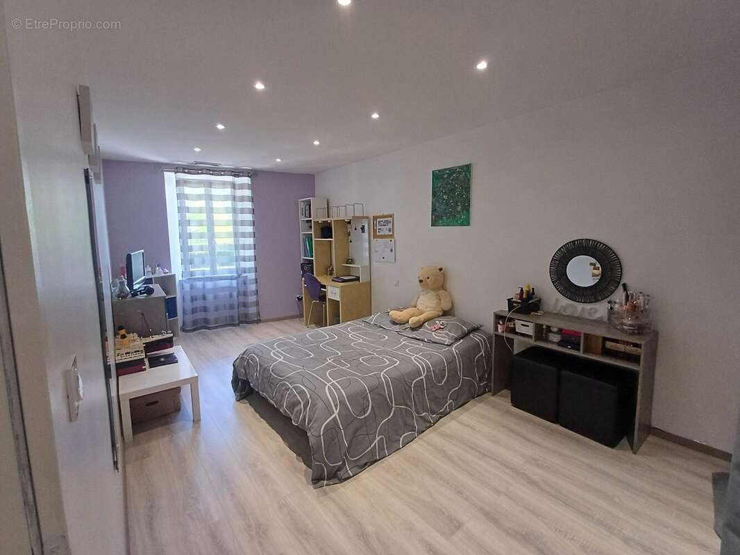 Maison à SAINT-BEAT