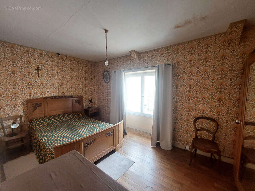Maison à SAINT-DOMINEUC