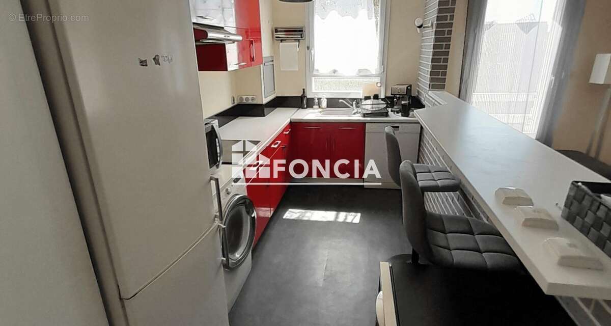 Appartement à MONTIGNY-LE-BRETONNEUX
