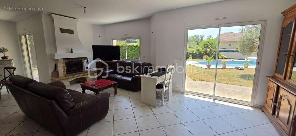 Maison 122 m² à Montardon  - photo 9