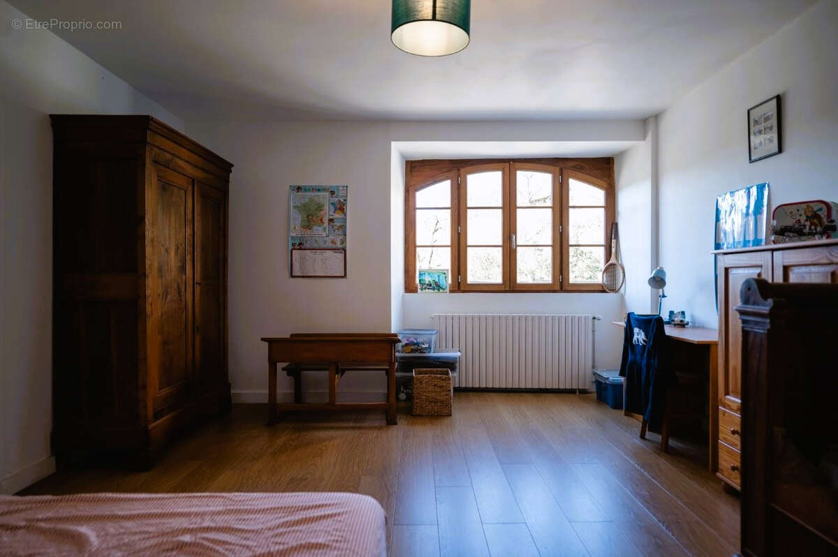 Maison à MONTVALENT