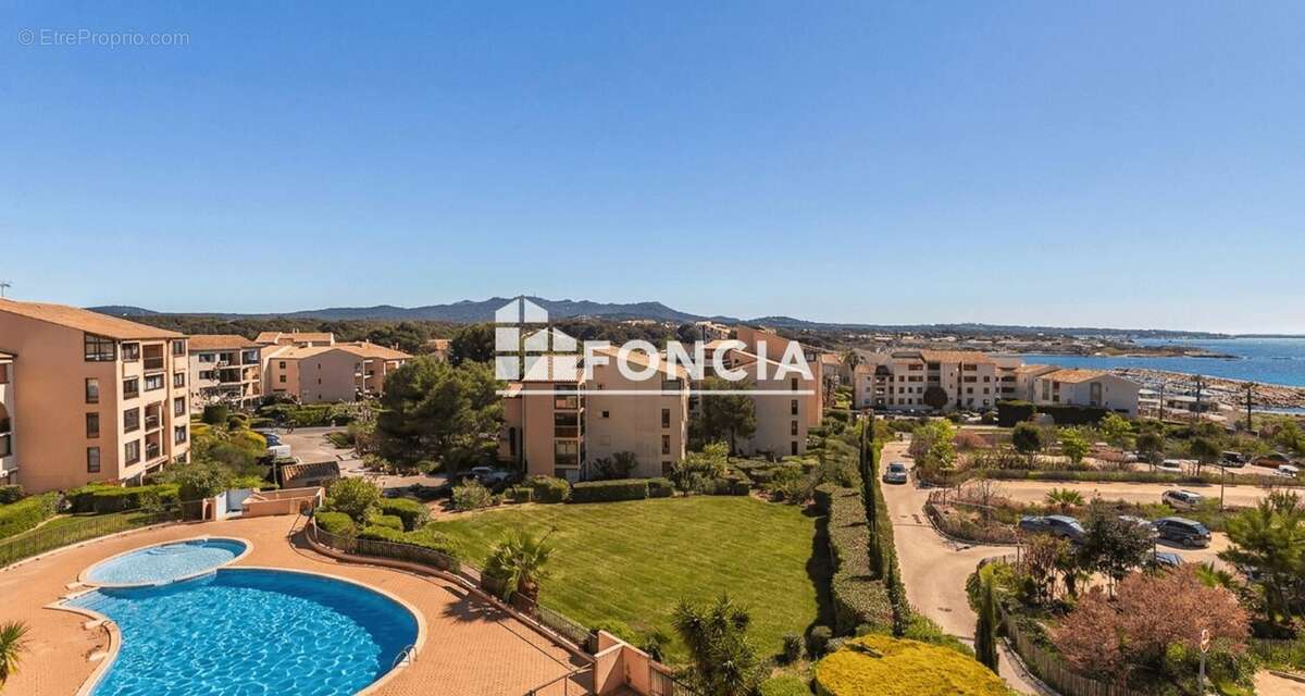 Appartement à SIX-FOURS-LES-PLAGES