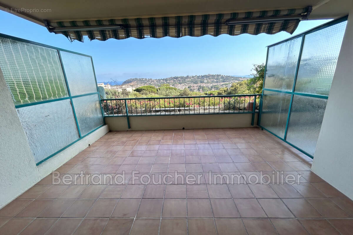 Appartement 81 m² à Cavalaire-Sur-Mer  - photo 3