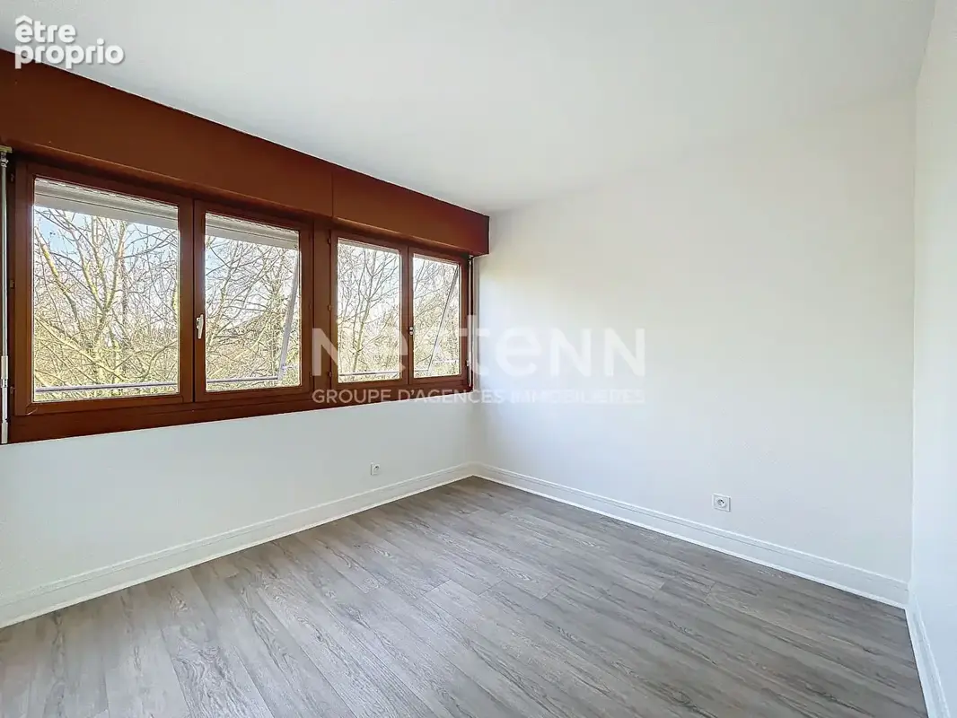 Appartement 4 pièces à vendre - Dernier étage avec vue sur cour à Blois (Cabochon) - photo 4