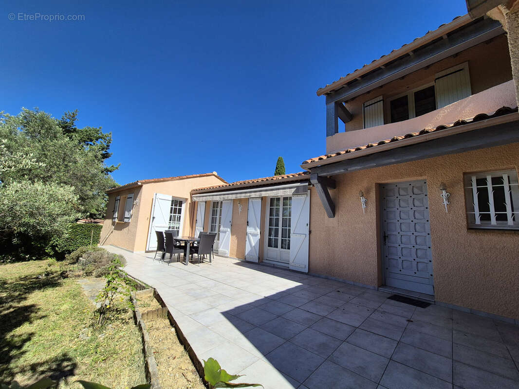Maison 145 m2 Hab. Terrain 115 m2 Piscine - photo 9
