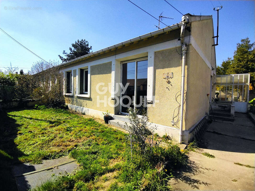 Maison à L'HAY-LES-ROSES