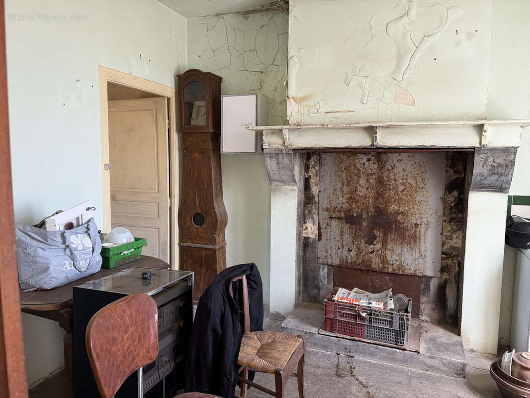 Maison à rénover avec terrain - photo 5