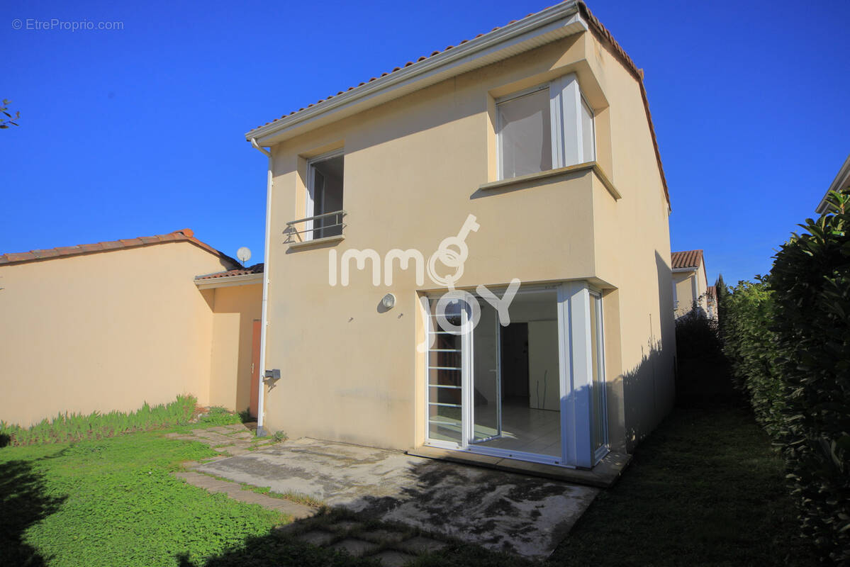 Maison à SAINT-LYS