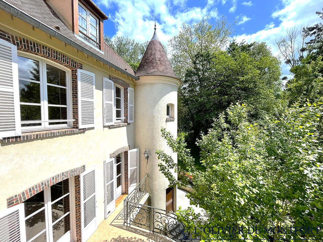 Maison à POIGNY-LA-FORET