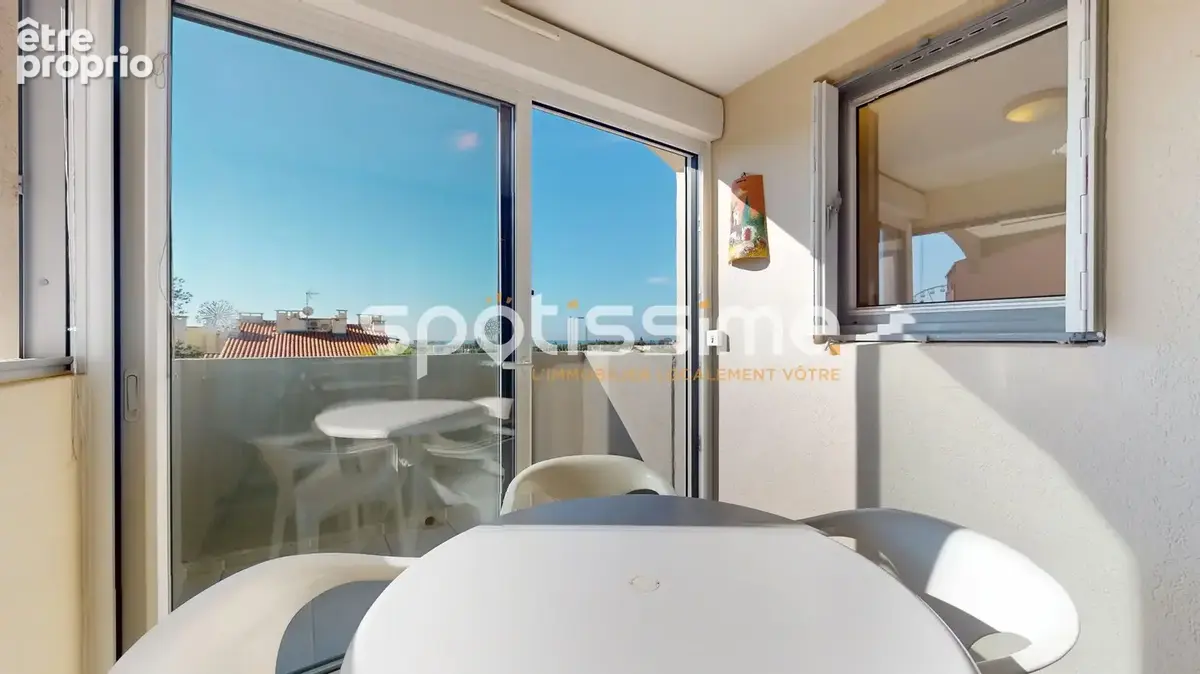 Cap d'Agde  Centre Port : studio cabine avec vue mer, parking et cellier privatifs - photo 10