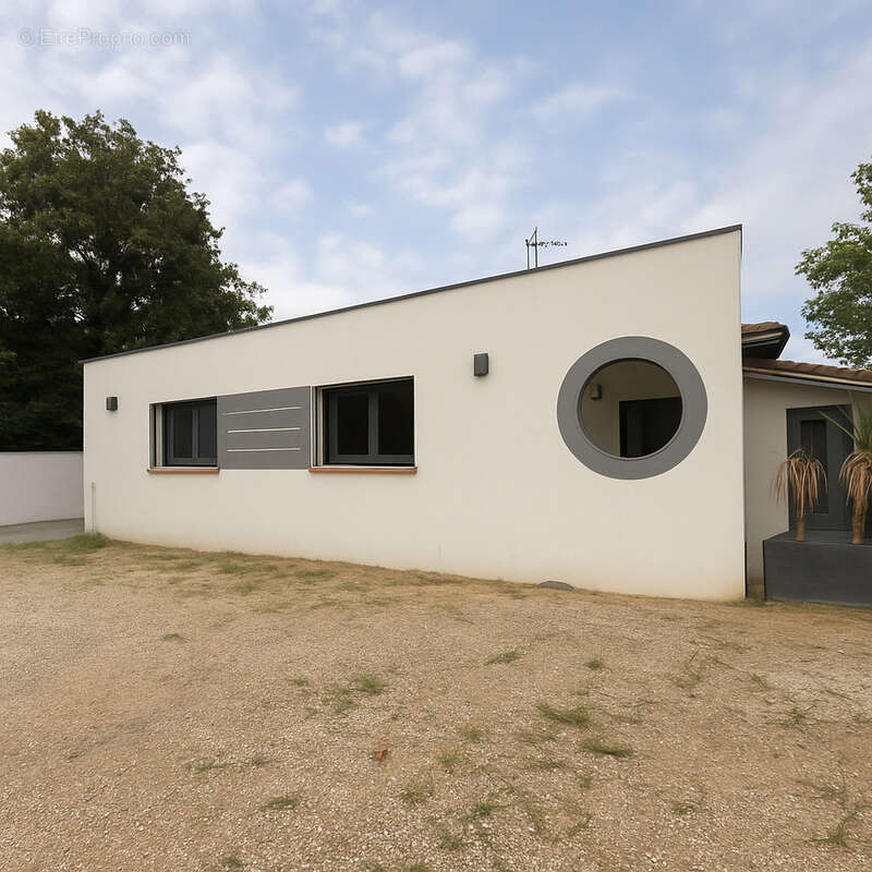 Photo 2 - Maison à PINS-JUSTARET