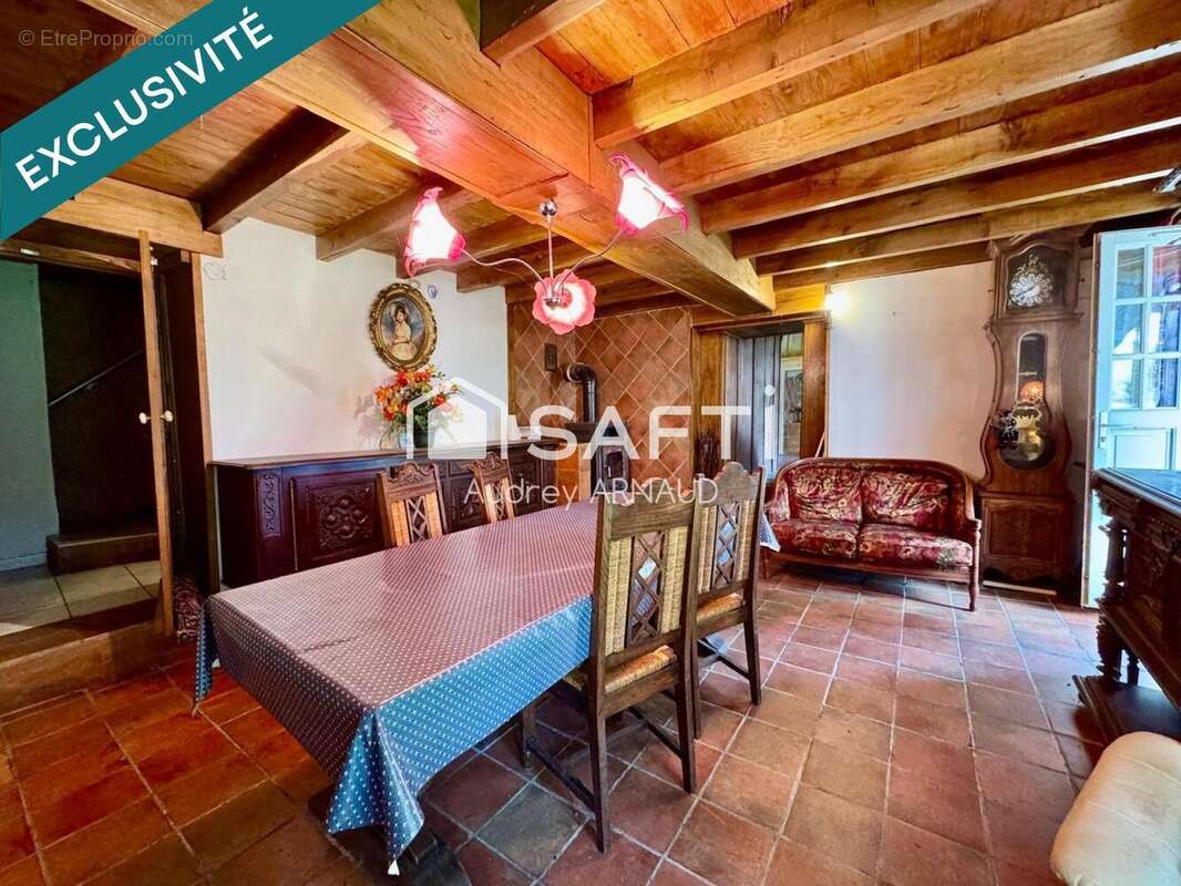 Maison 155 m² à Charensat  - photo 3