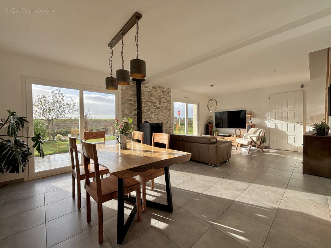 Maison à VER-SUR-MER