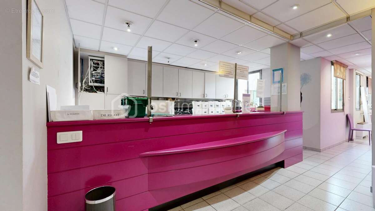 Bureau spacieux pour entrepreneurs, un investissement idéal au cœur de la ville - photo 13