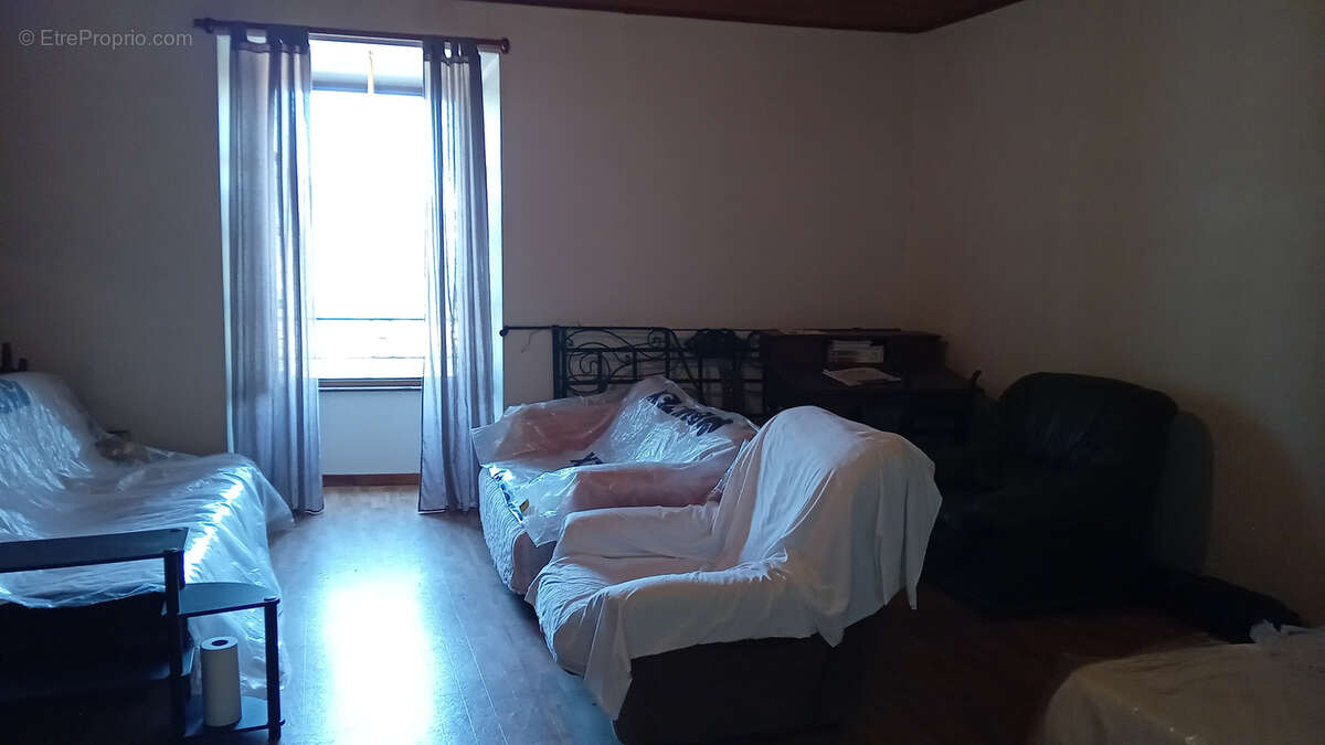 Maison à MOSTUEJOULS