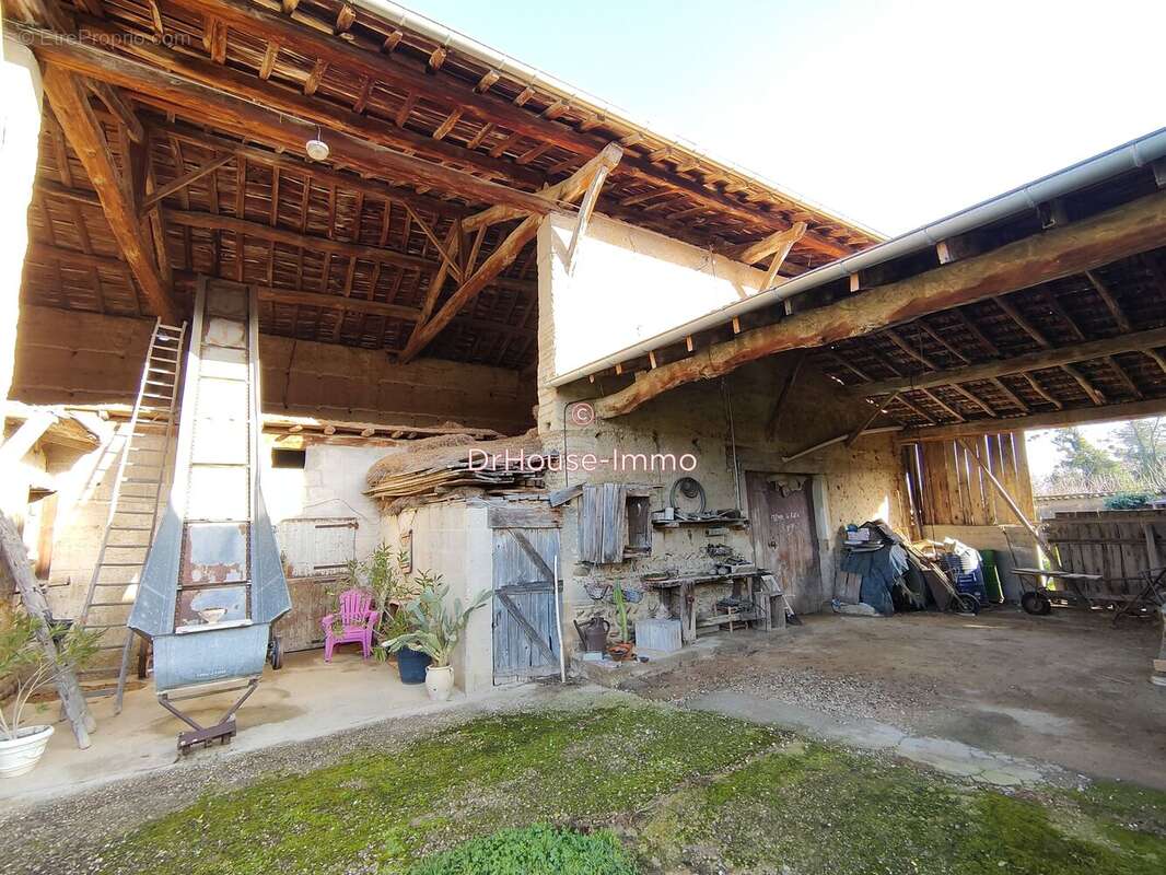 Maison à ANNEYRON