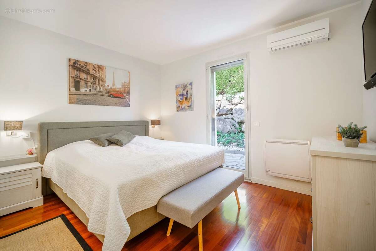 Maison à VILLENEUVE-LOUBET