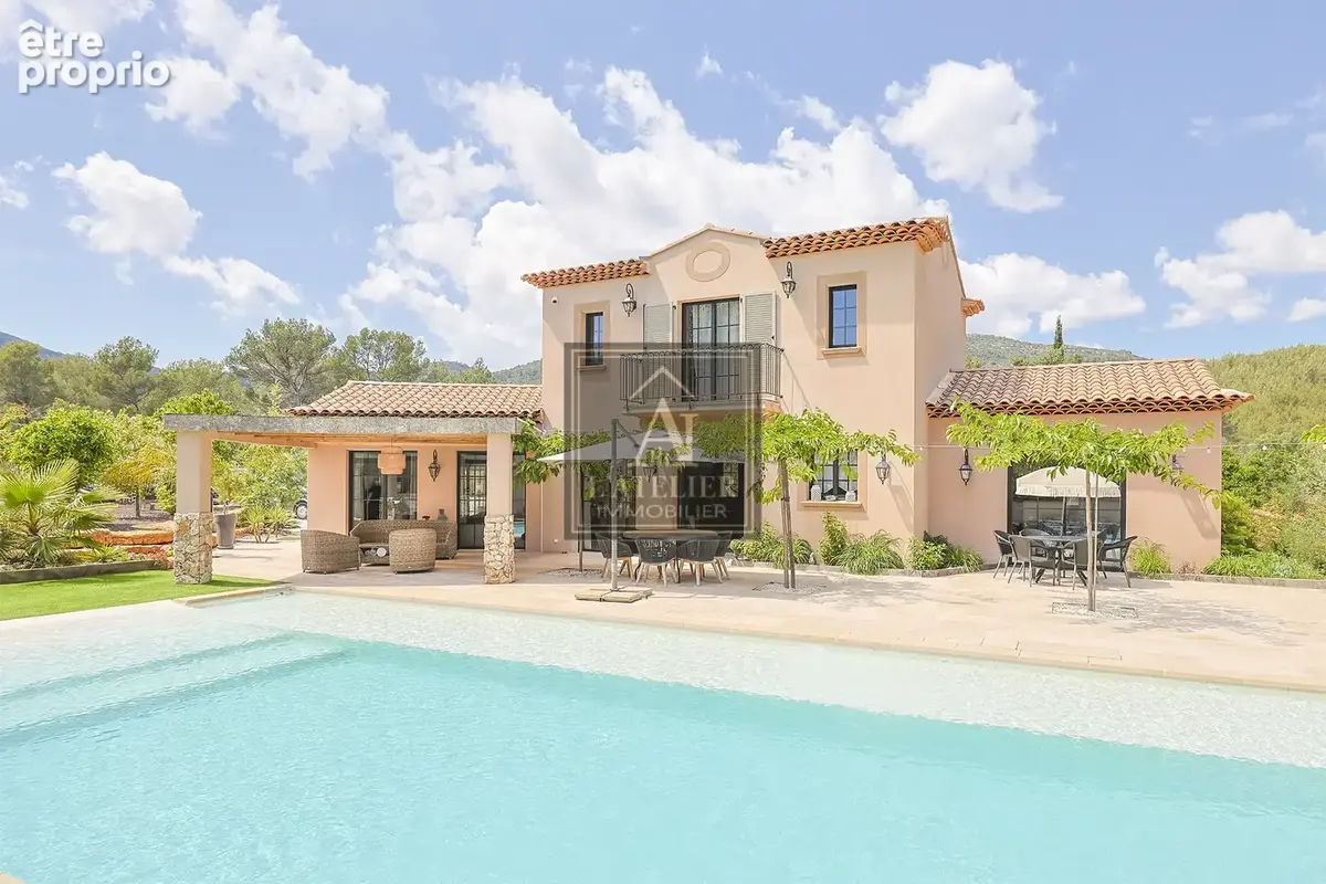 Villa d'exception à Solliès-Toucas - photo 2