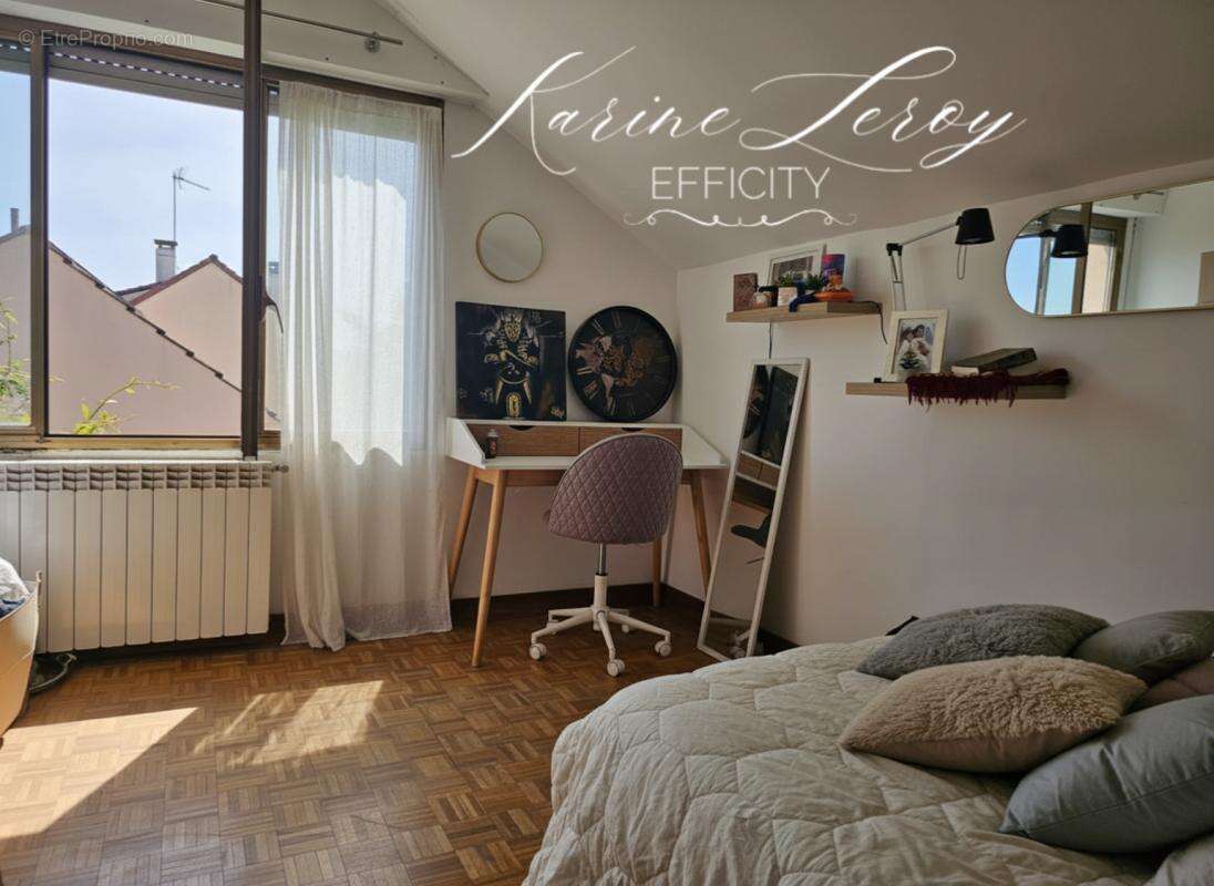 Maison 140 m² à Fosses  - photo 11