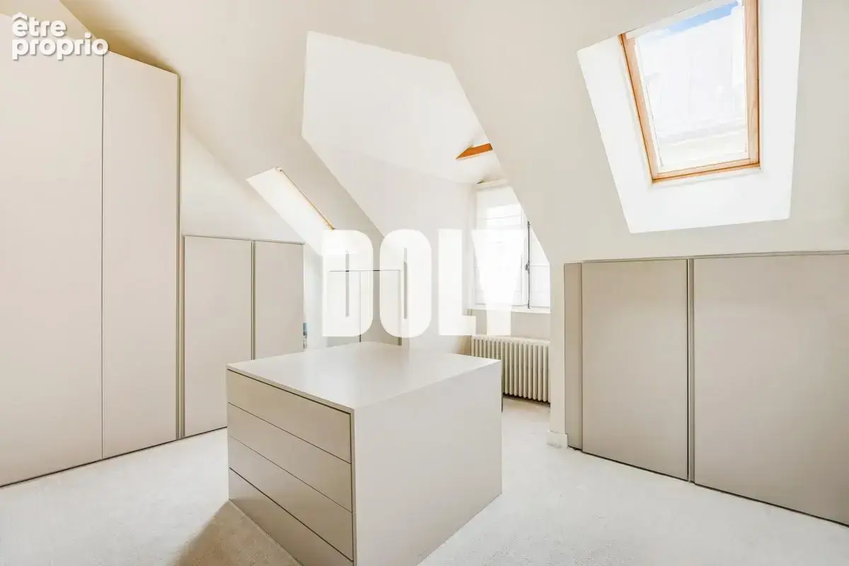 Neuilly-sur-seine – perronet – hôtel particulier de 350 m² – terrasse arborée – voie privée - photo 16