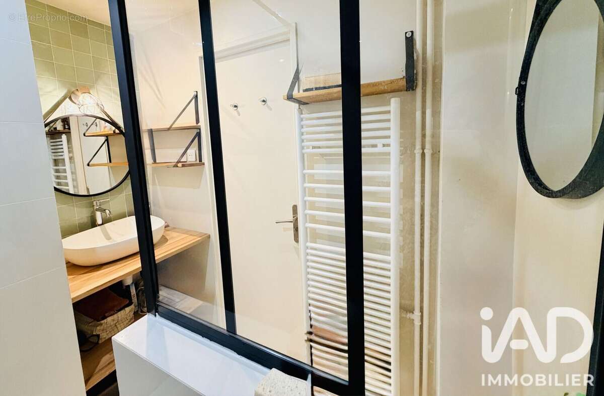 Photo 9 - Appartement à PARIS-20E