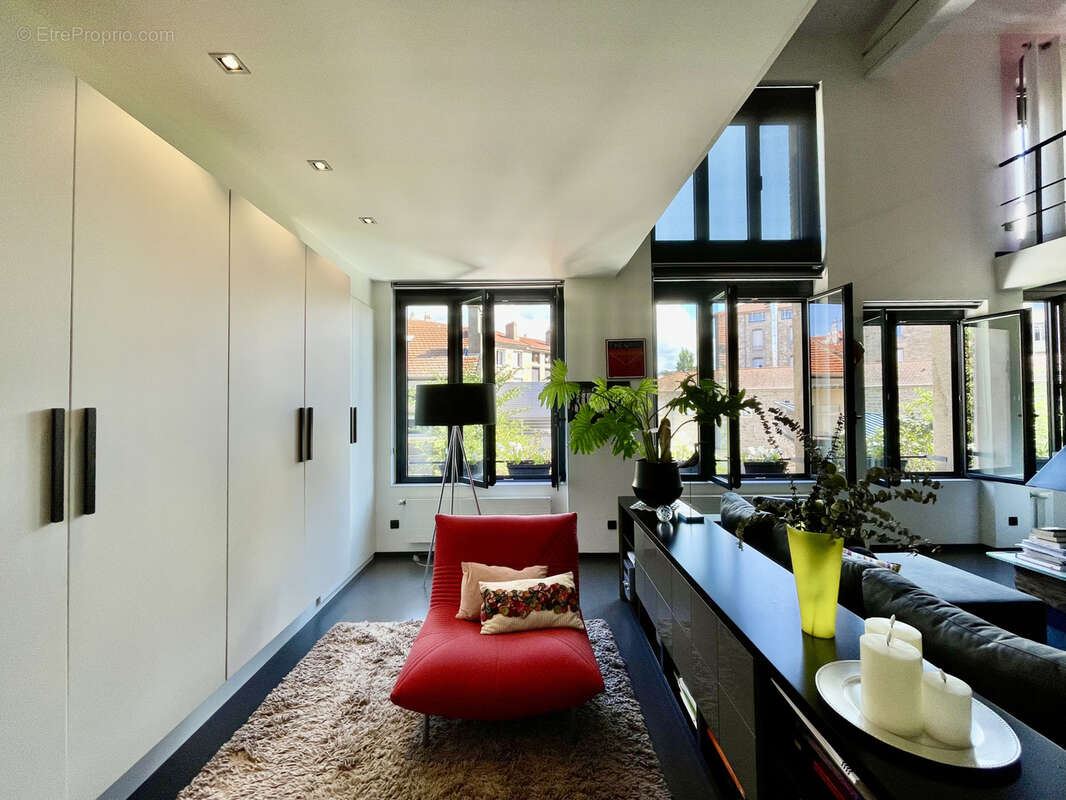 Appartement à SAINT-ETIENNE