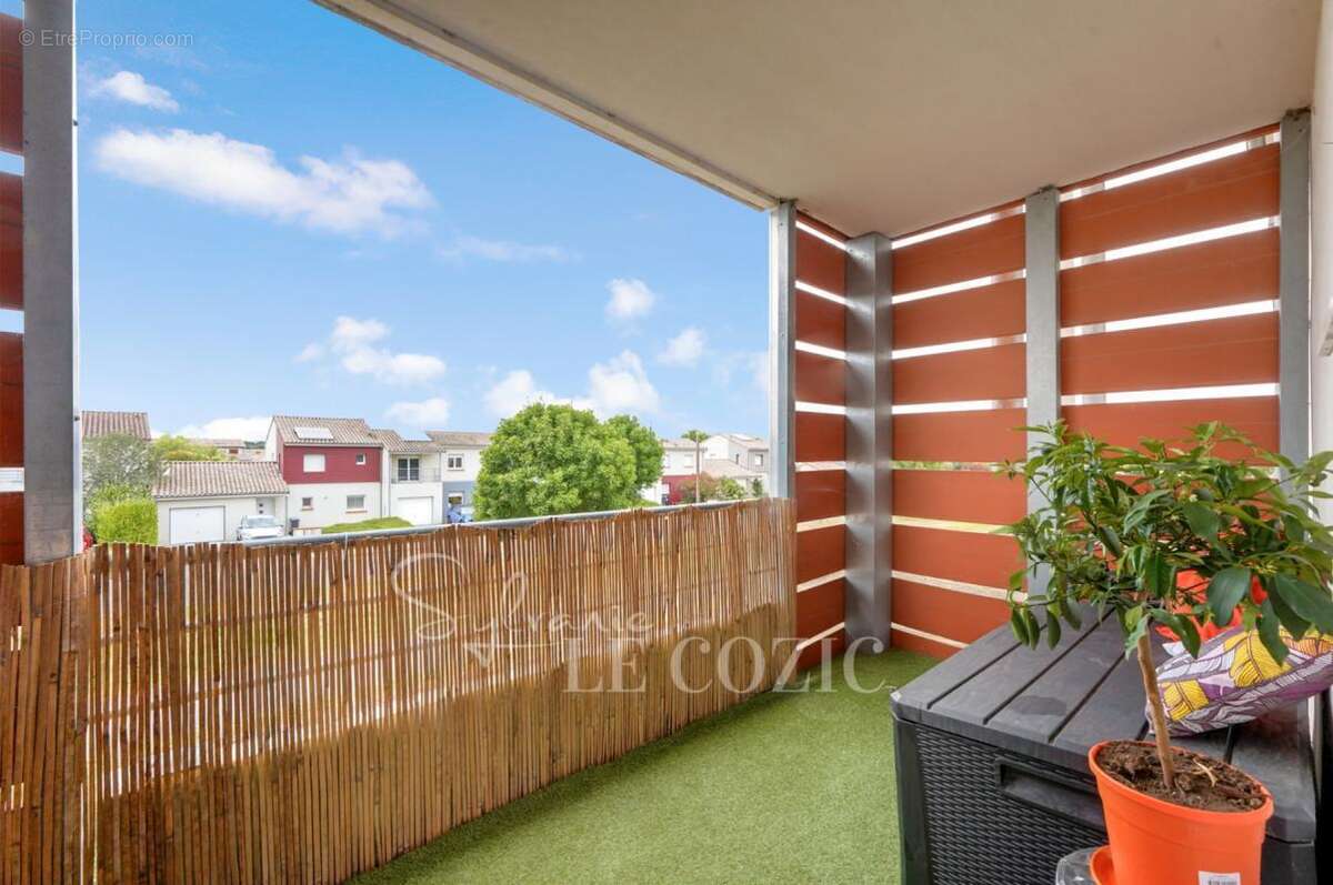 Appartement à LA SALVETAT-SAINT-GILLES