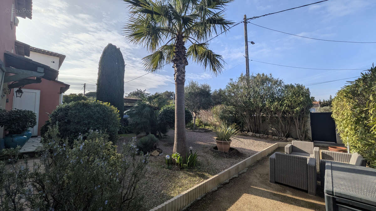 Maison à FREJUS