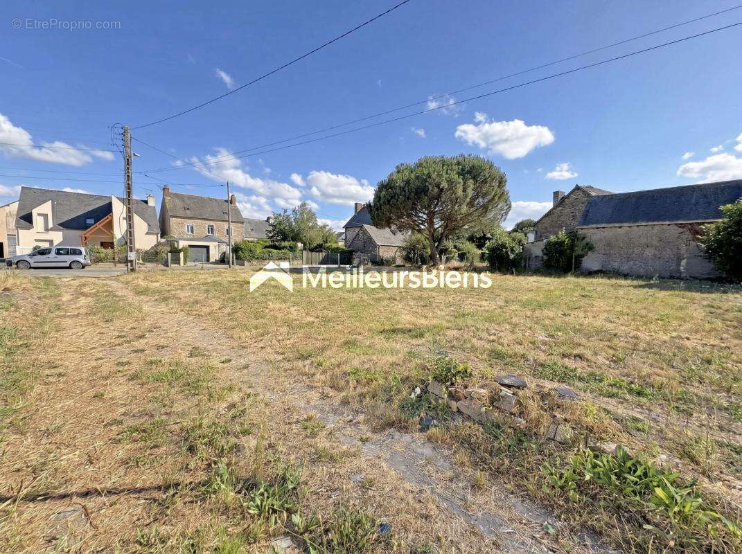 Opportunité rare en hyper-centre de Plélan-le-Grand – Ensemble immobilier avec fort potentiel locatif et constructible - photo 2