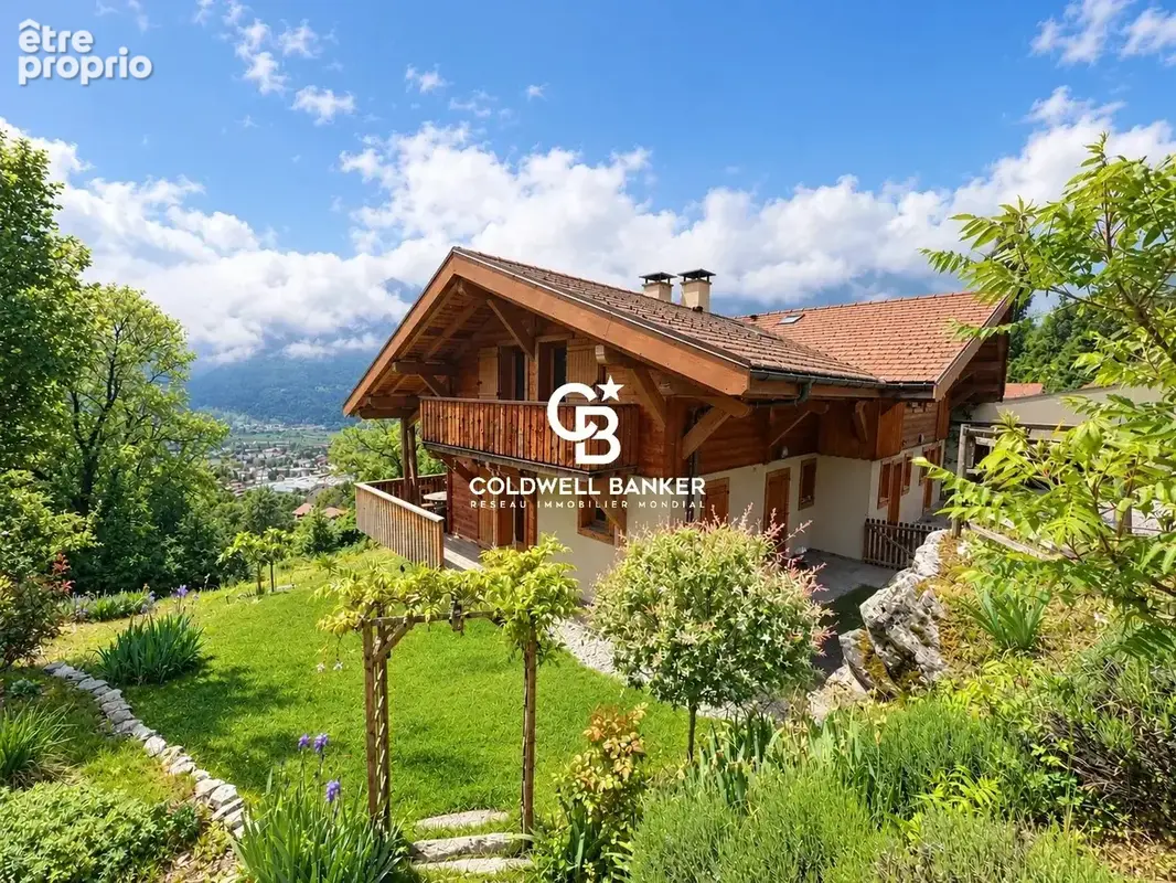 Coteau de Passy, T5/6 120m² avec jardin et garage dans chalet. - photo 1