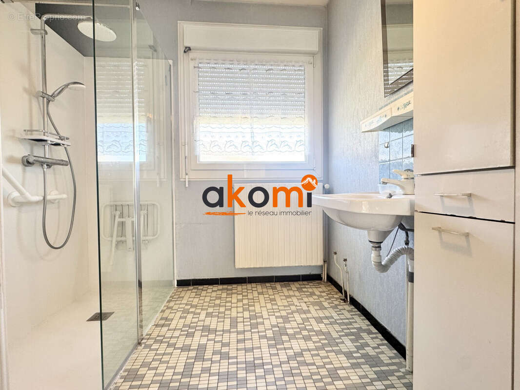 Maison à HOUDEMONT
