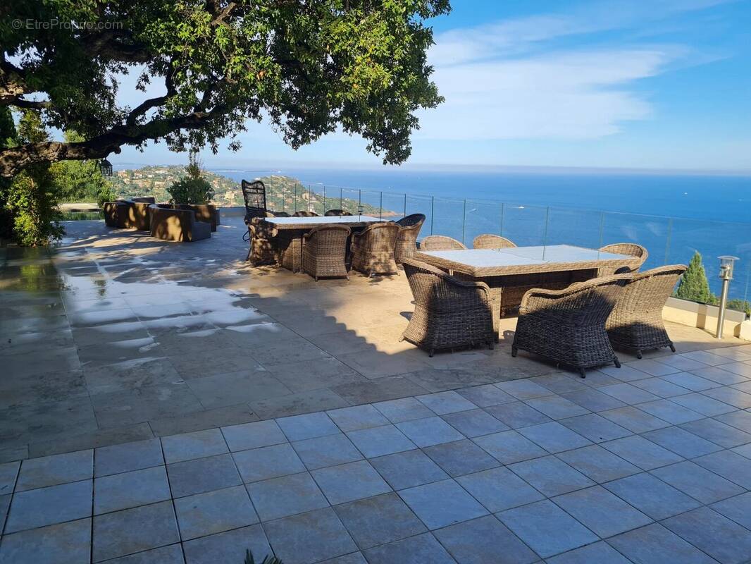 Maison à THEOULE-SUR-MER