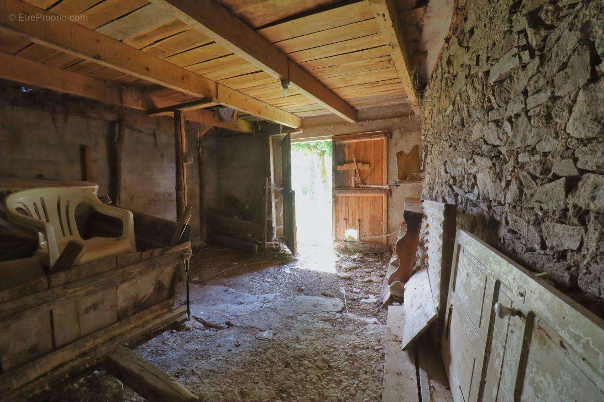 Maison 200 m² à Chalvignac  - photo 8
