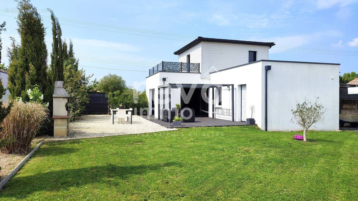 Maison à SAINT-PHILBERT-DE-GRAND-LIEU