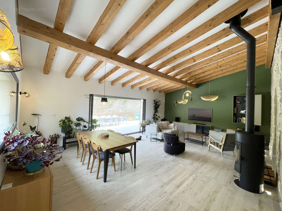 Maison à MOURS-SAINT-EUSEBE