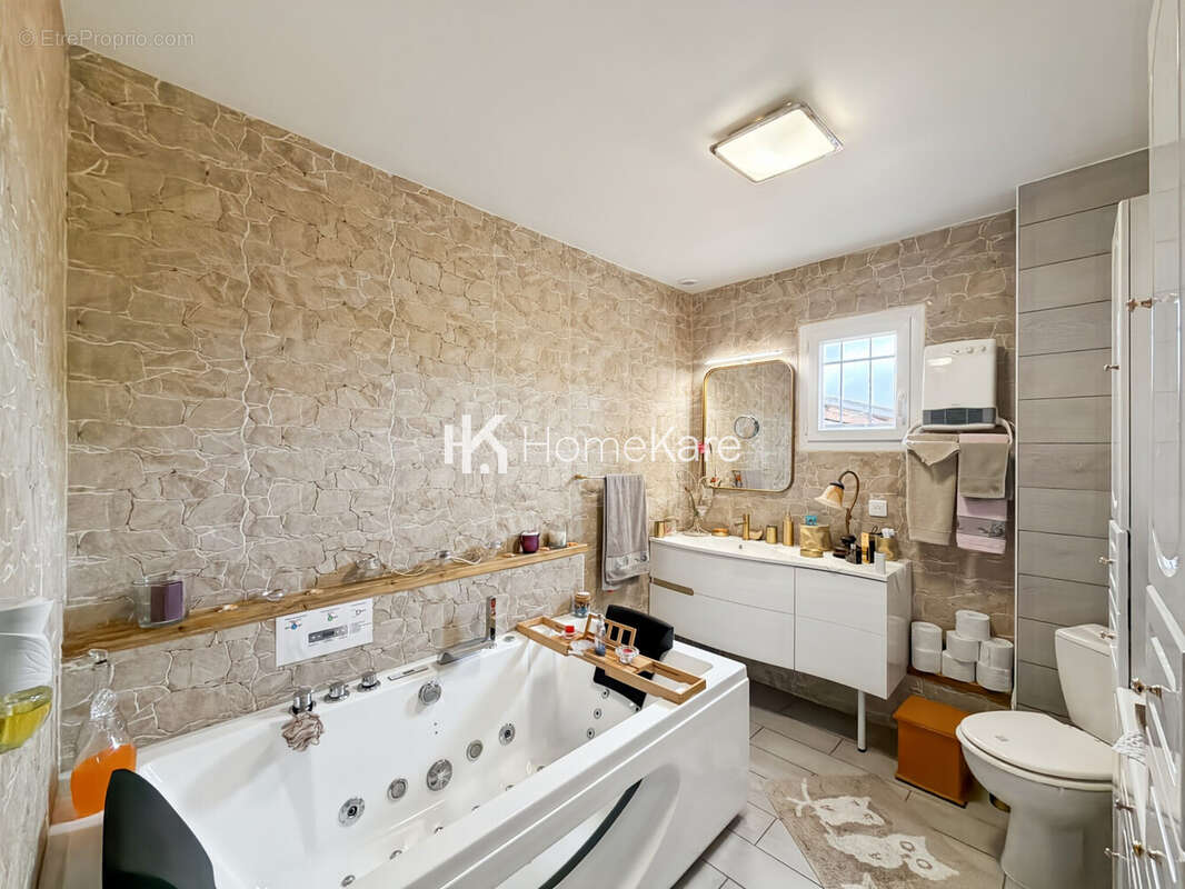 Maison 200 m² à Montauban  - photo 8