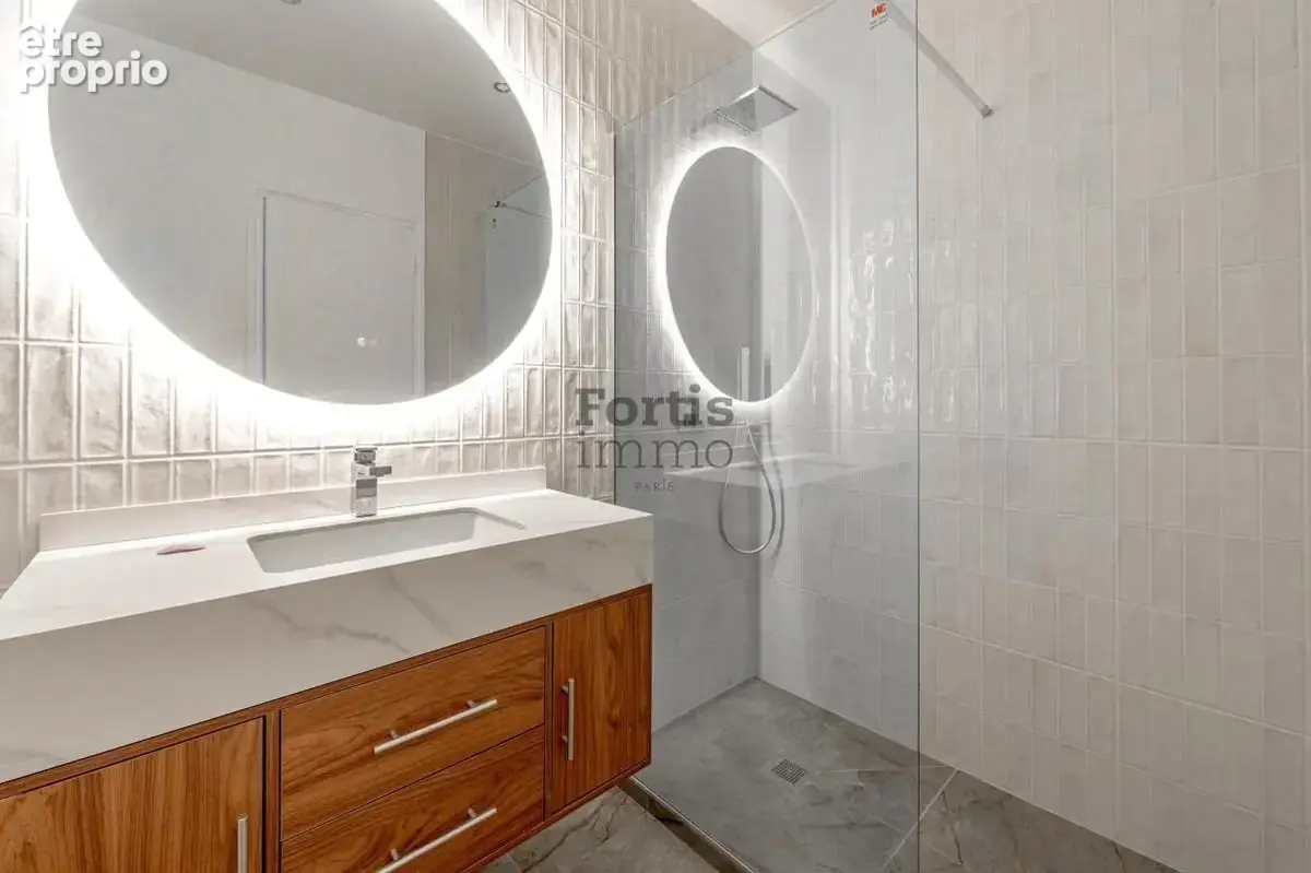 Paris 75006 – raspail - 3 pièces refait à neuf - photo 12