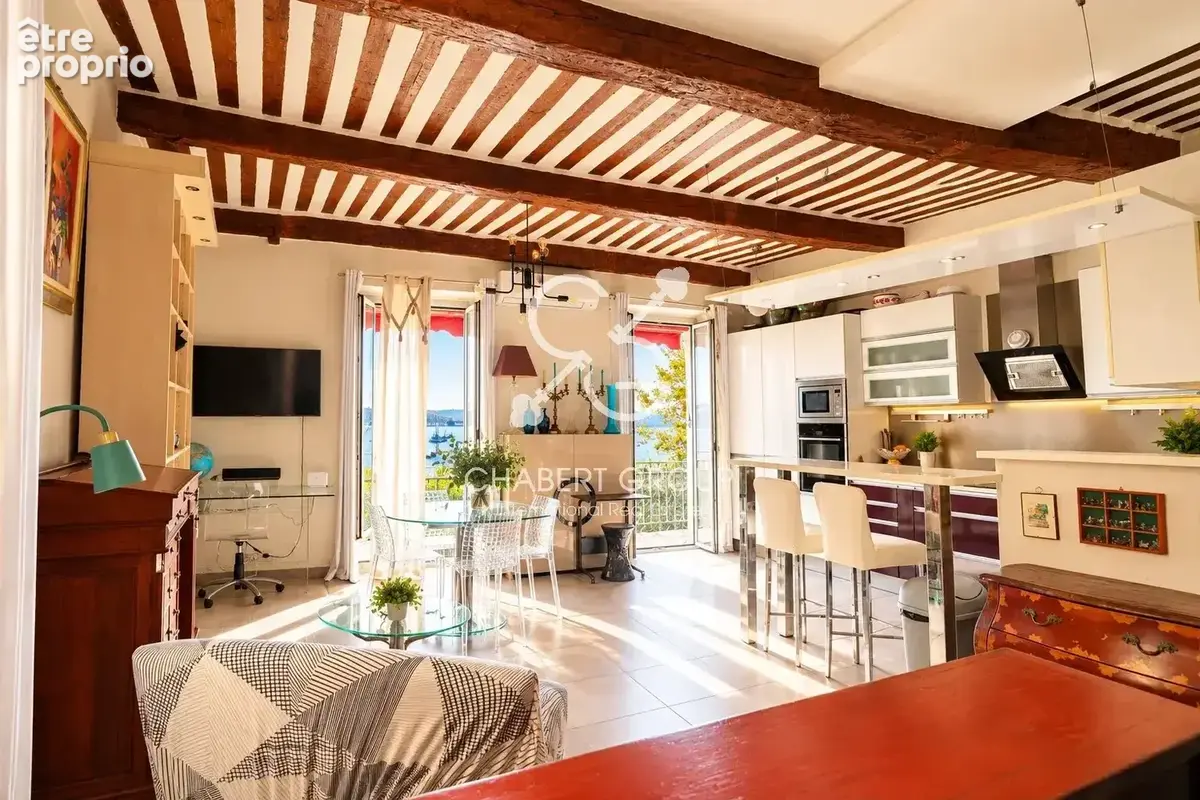 Exclusivite - villefranche  sur-mer -vieille ville - appartement 47m² - vue mer - balcon - photo 3