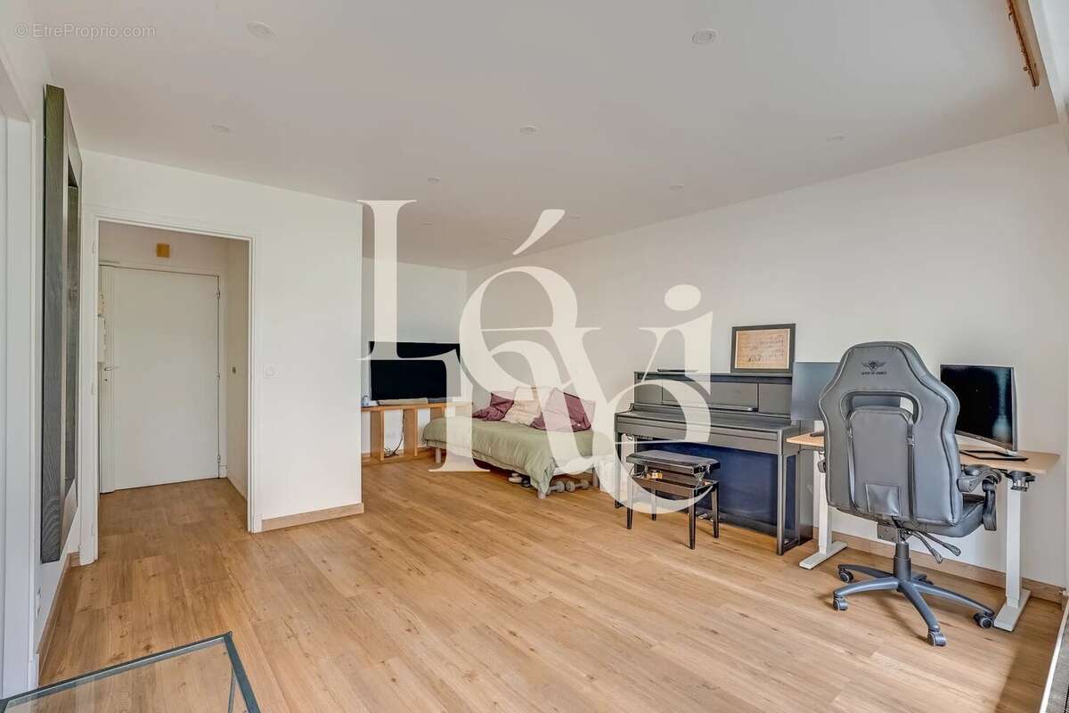 Appartement à SAINT-MANDE