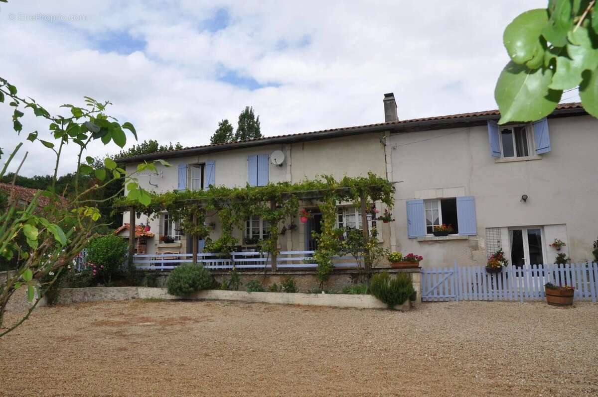 Maison à SAINT-SEVERIN