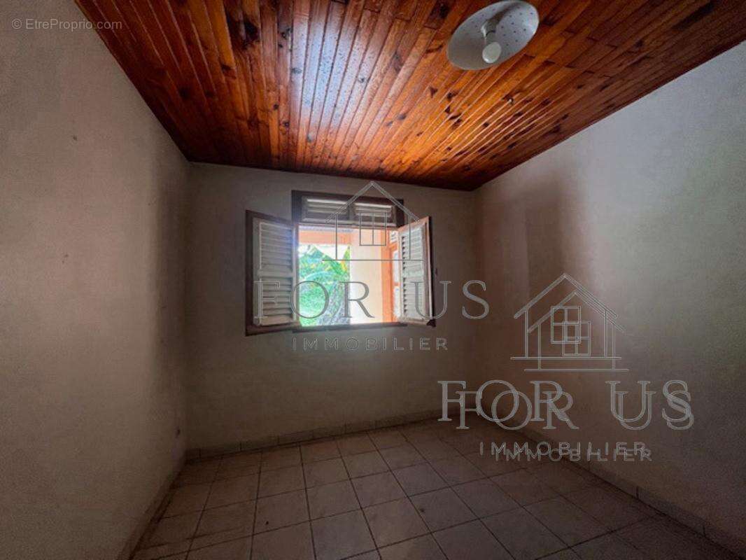 A VENDRE - Maison T6 -GROS MORNE (97213), Martinique - photo 11