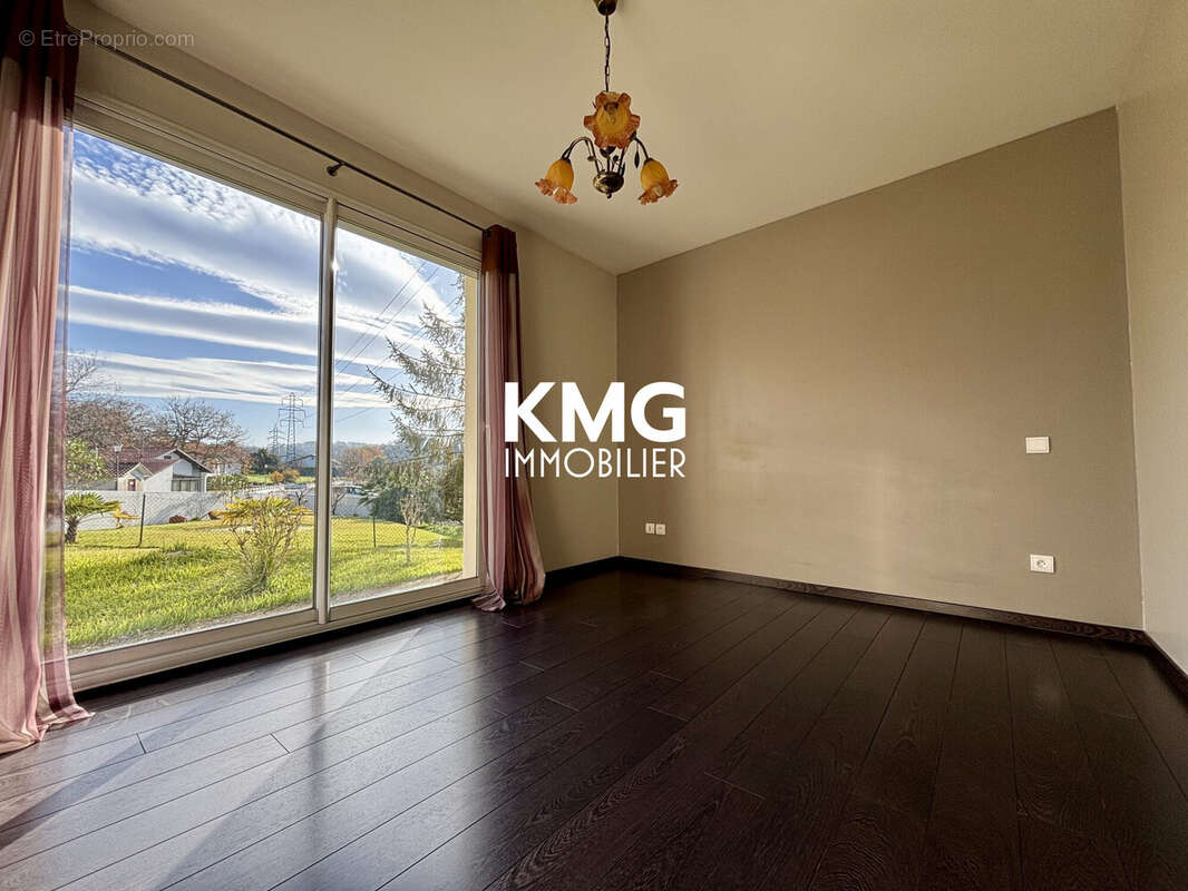 Maison à SAINT-PIERRE-D&#039;IRUBE