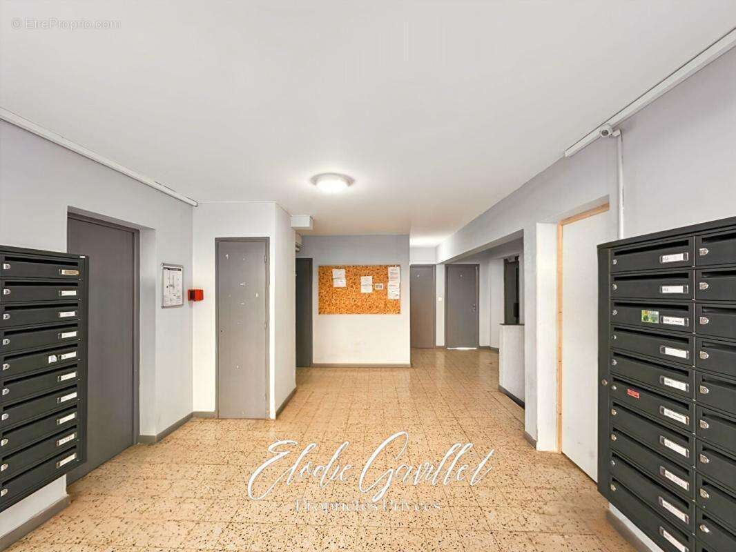 Studio Rennes Les Bains vue rivière 12 m² - photo 4